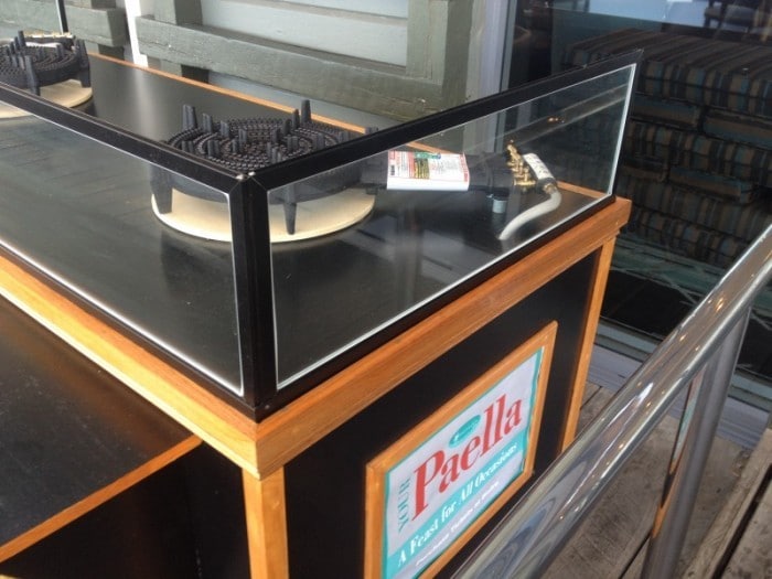 Honeysuckle Hotel – Paella Cart -